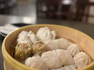 Toppu Ramen & Dim Sum House