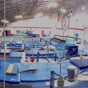 10000 sq feet of fun and learning!