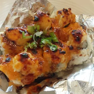 Spicy Baked Scallop Roll
