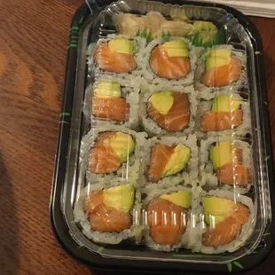 Salmon Avocado Roll