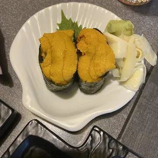 Uni Nigiri