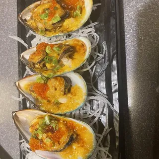 Baked Green Mussel (4pcs)