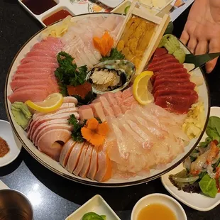 Sashimi plate