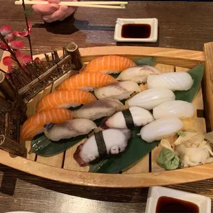 a plate of sushi