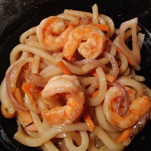 Udon noodles with shrimp