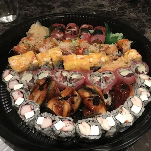 Near to far: Crab Cheese Roll. Shrimp Cheese Roll. Black Ninja Roll. Valentine Roll. Sterling Roll. Venus Roll. And 007 Roll.