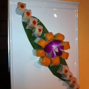 sushi, sushi and sashimi, food, sashimi
