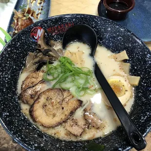 Tonkotsu ramen