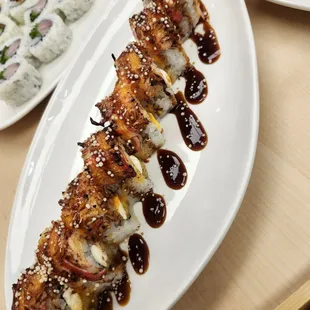 8 Piece Hanabi(Firecracker) Roll || IG: @misspiggyeats