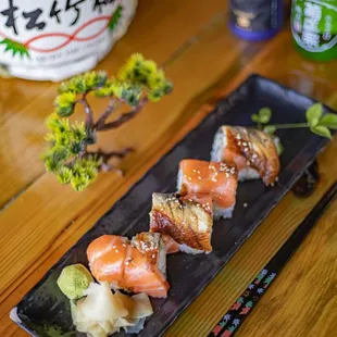 Fuji Roll : Salmon and Eel on Top