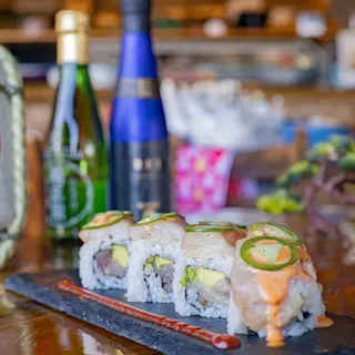 LION'S YELLOWTAIL ROLL