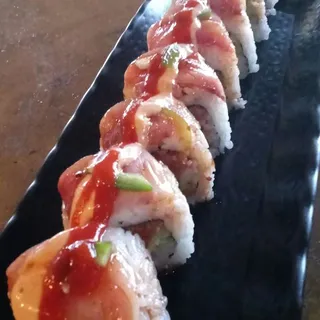 CRISPY SALMON ROLL