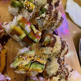 CRUNCH ROLL