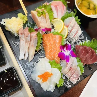 Sashimi Deluxe
