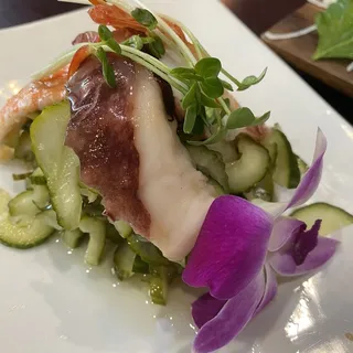 Seafood Sunomono