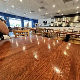 sushi and sashimi, interior