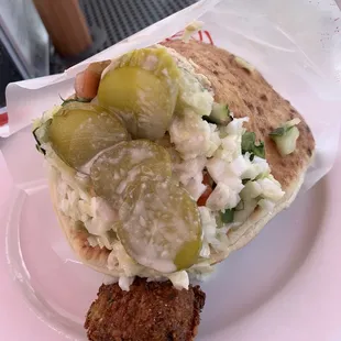 Falafel pita