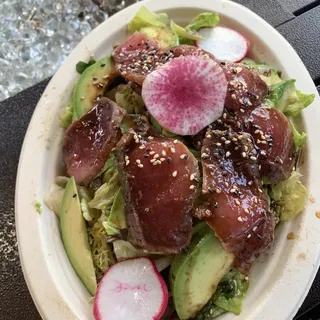 Tuna Tataki Salad