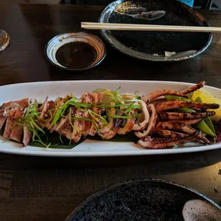 Yaki Ika (Grilled whole squid)