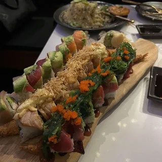 Salmon Mango Roll