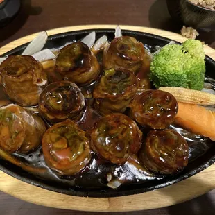 Beef Negimaki Appetizer comes with choice of white or fried rice. Comes sizzling!