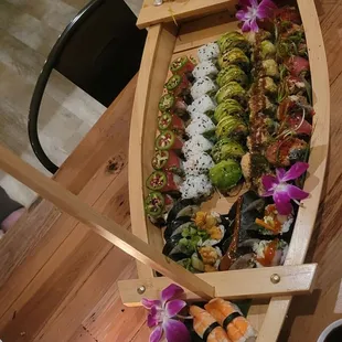 sushi and sashimi, sashimi, sushi, food