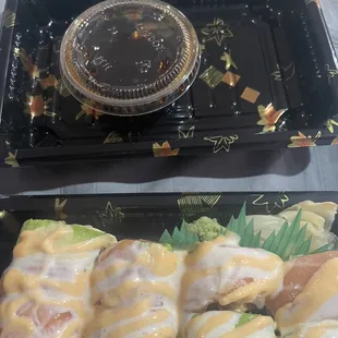Rich Salmon Roll