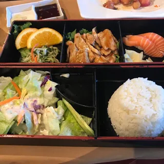 Salmon Sushi