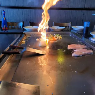 sushi and sashimi, interior