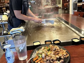 Izumi Japanese Steakhouse