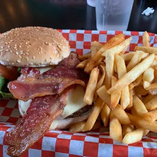 Bacon Cheeseburger