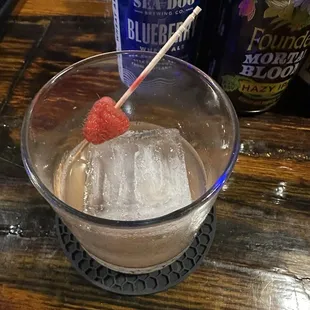 Love those specialty ice cubes! This is the Feliz Paloma special!