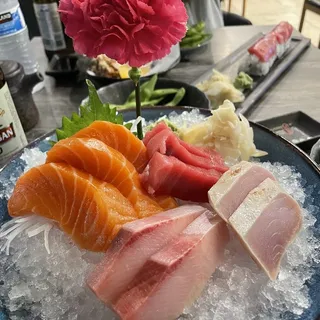 Sashimi Special(10 pieces)
