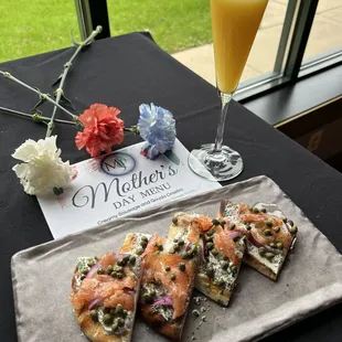 Mother&apos;s Day 
Smoked Salmon Flatbread with capers