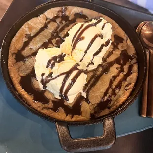 Chocolate chip cookie with ice cream