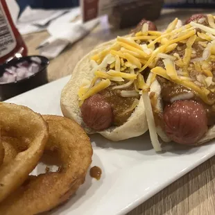 Chili dogs with onion rings