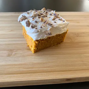 Heath Bar Crunch Cake