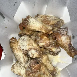 Garlic parm wings