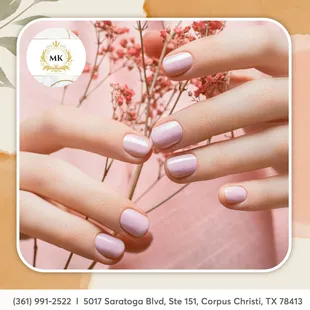 Dive into the elegance of November with our soft pink nail art!
