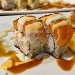 Tango Roll. Fried shrimp, crab, fresh salmon, avocado