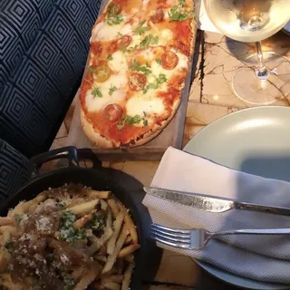 Margherita Flat Bread