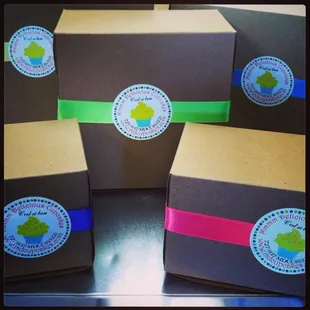 Everyone would love a box of Mmmm Delicious Cupcakes