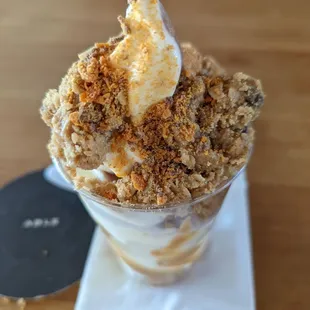 Swirl with peanut butter toppings