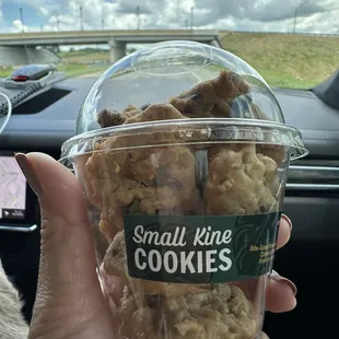 Coconut macadamia cookies