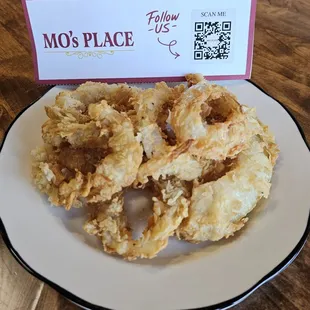 Craving something different? Same old sides for meals can get boring fast. Our onion rings add a fun twist to any meal, a crispy delight!