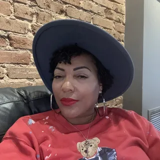 Latoya W.