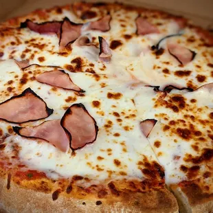 10" Pizza w/Ham (6 Slices)