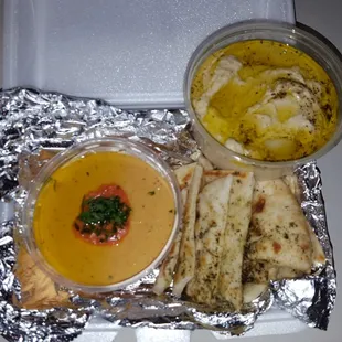 Red pepper and garlic hummus with pita