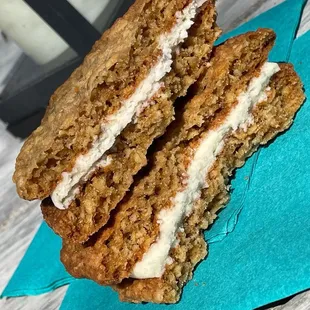 a sandwich on a napkin