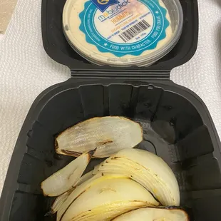 Hummus and grilled onion (small side)